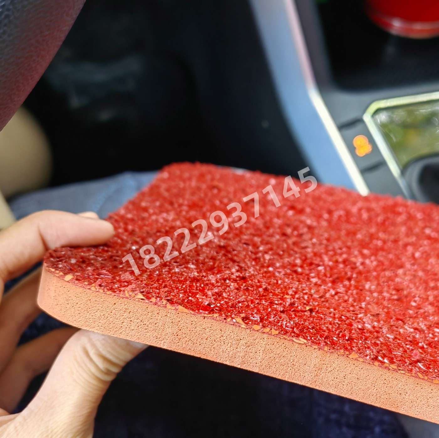 全塑型 versus 复合型：专家解析不同材质塑胶跑道性能特点