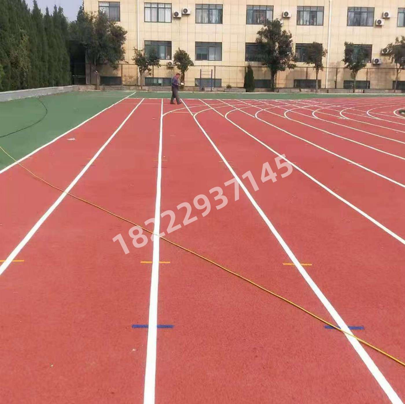 塑胶跑道