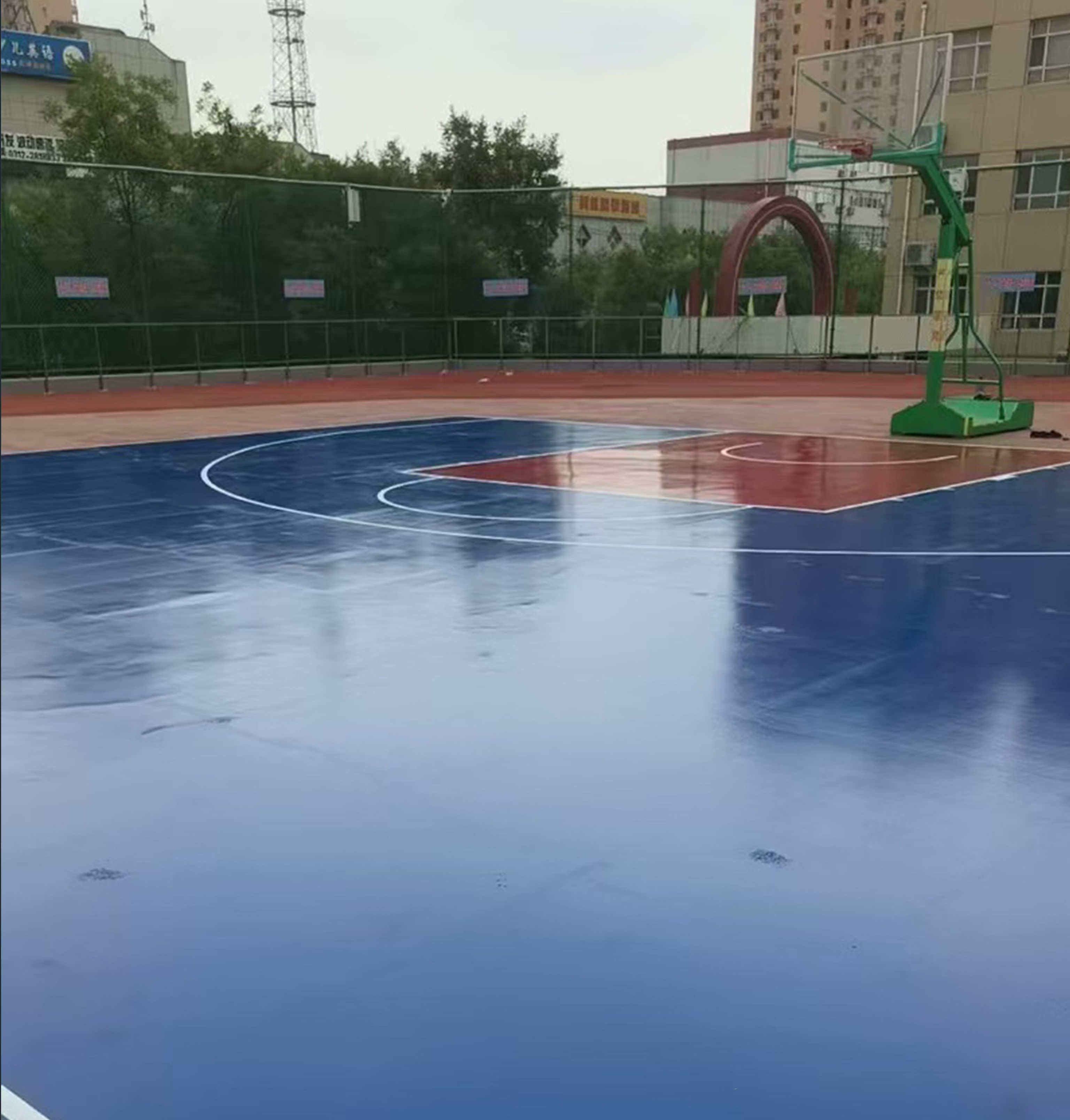 硅pu篮球场